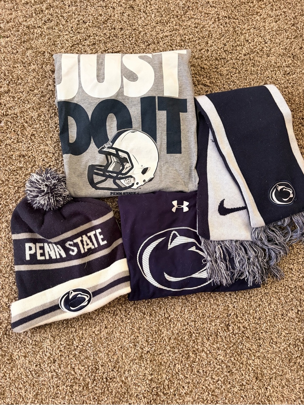 Penn State Football Nike Bundle: 2 Men's L Tees, Nike Hat & Scarf Set
